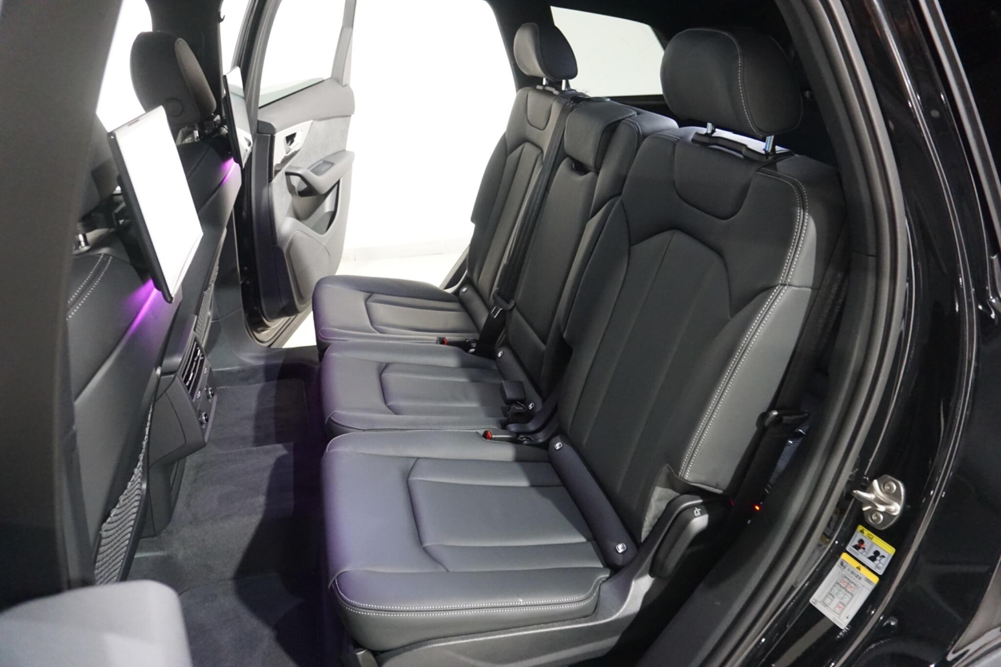 Audi Q7 3.0 TFSI V6 55 Black Edition SUV 5dr Petrol Tiptronic quattro Euro 6 (s/s) (340 ps)